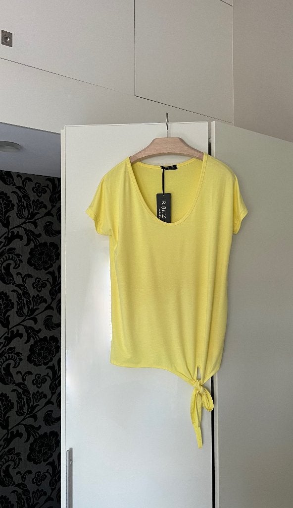 Nieuw: zomers geel T-shirt/topje met ronde hals; maat large, Geel, Maat 42/44 (L), Nieuw, RBLZ (Rebelz Collection)
