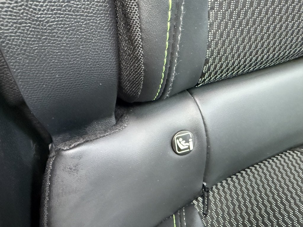 Foto 23 van Peugeot 208 1.2 Hybr e-DCS6 GT pano automaat Apple Carplay