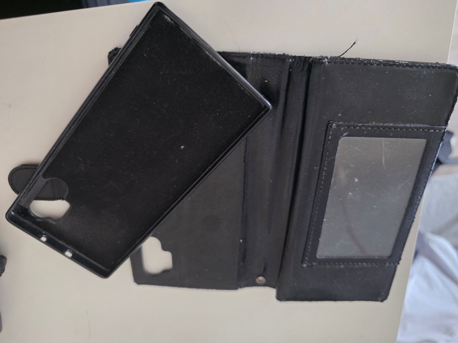 Foto 4 van Samsung Galaxy Note 10+ met stylus en hoesje