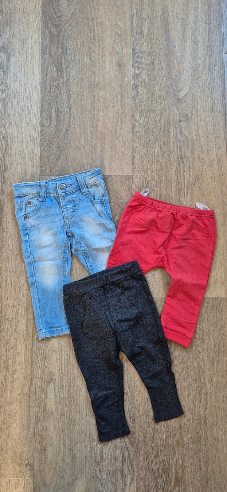 Pakket baby broekjes maat 68 • HEMA, Zara, Zeeman • Jeans &, Ophalen of Verzenden, Zo goed als nieuw, Jongetje of Meisje, Broekje