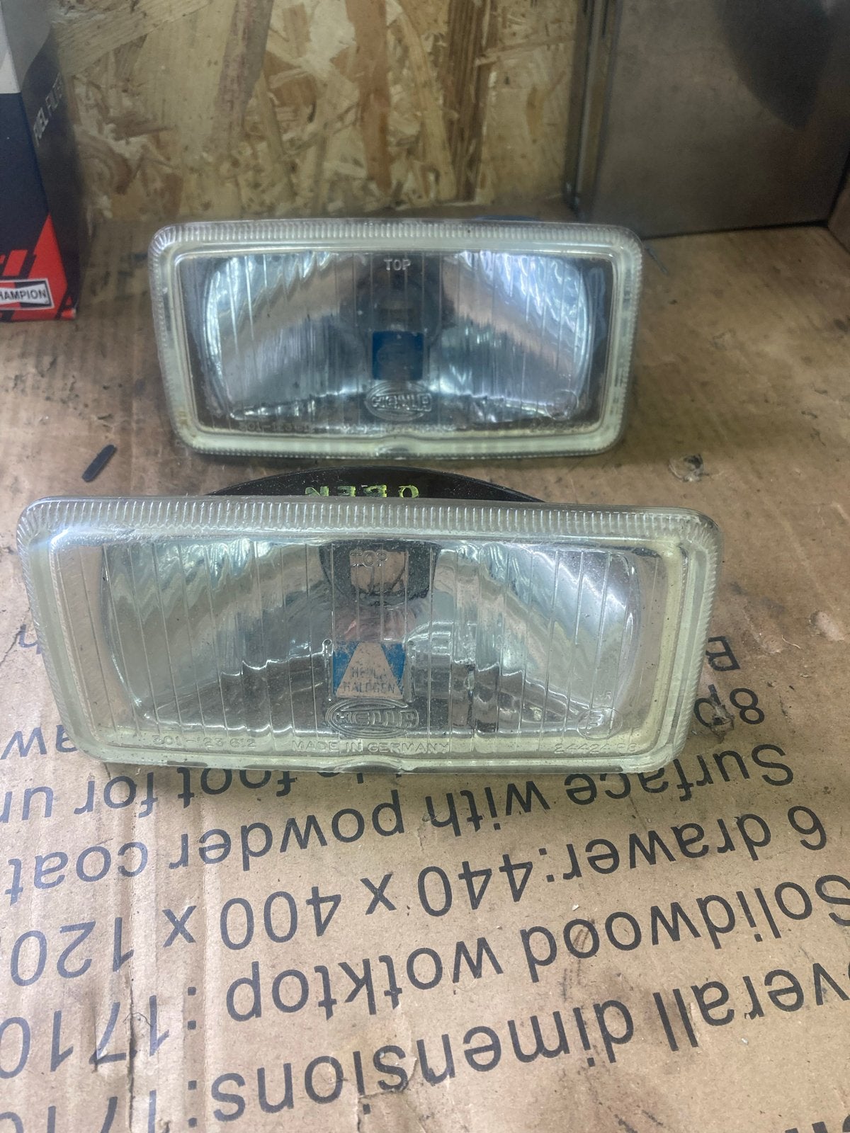 2 Hella mistlampen voor oldtimer - lichte roestvorming, Ophalen of Verzenden, Gebruikt, Oldtimer onderdelen