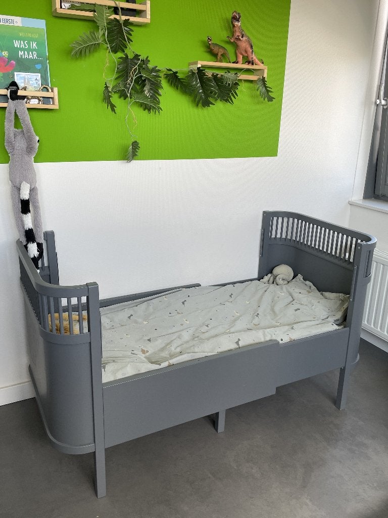 Sebra meegroeibed van 0-7 jaar, kleur grijs, Kinderen en Baby's, Ophalen, 85 tot 100 cm, Zo goed als nieuw, Minder dan 140 cm