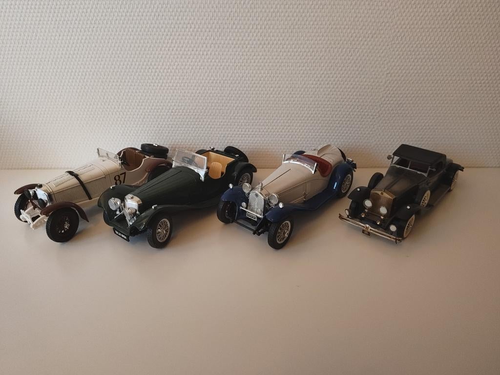 4x 1/18 Modelauto's Mercedes, Jaguar, Alfa Romeo, Rolls Roy, Ophalen of Verzenden, Gebruikt, Auto, Overige merken