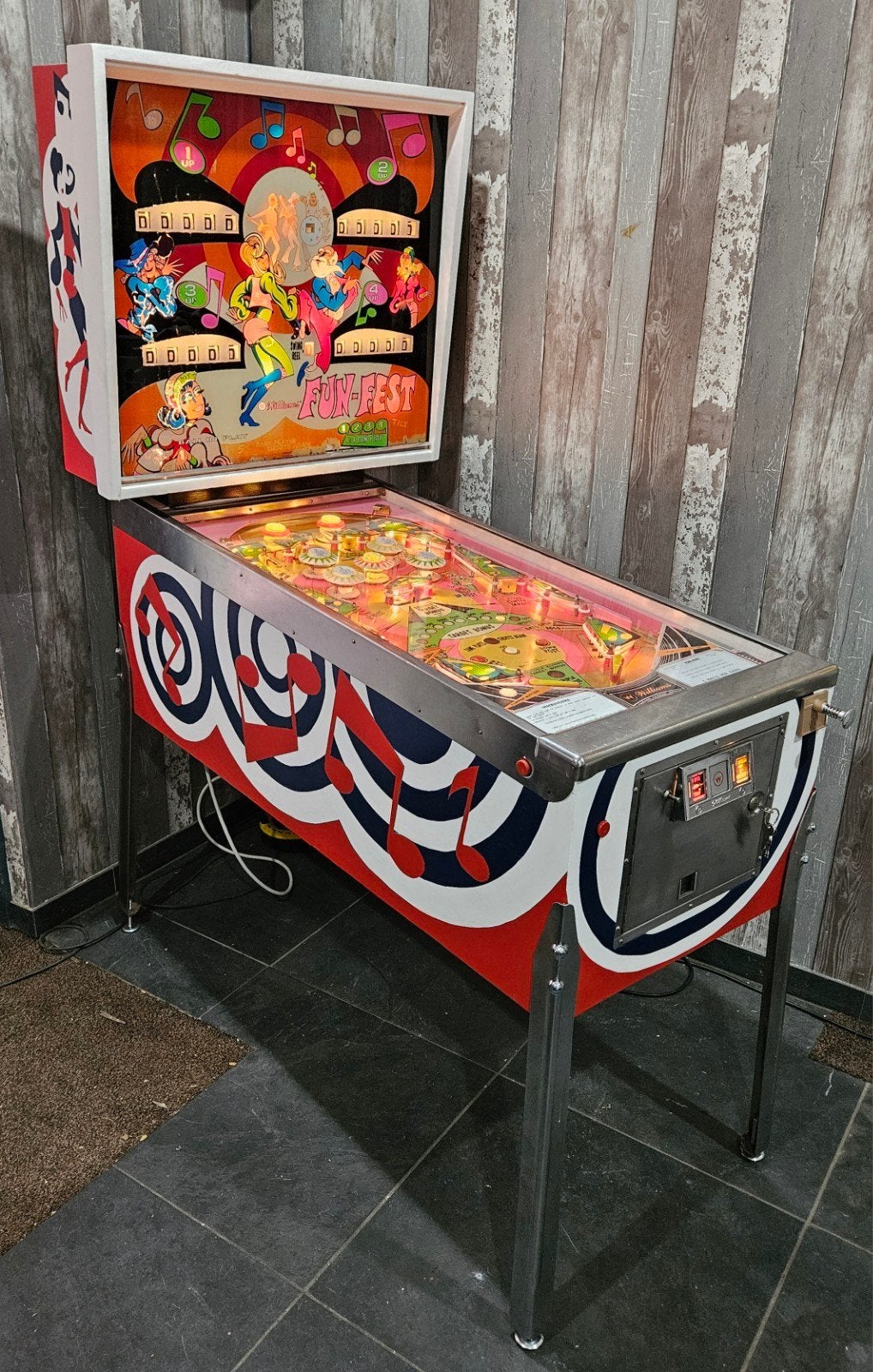 Williams Fun Fest EM Flipperkast - Klassieke Speelervaring, Ophalen, Gebruikt, Mechanisch, Williams