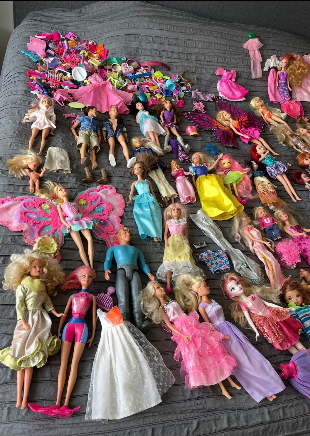 Enorm veel Barbies en accessoires, Ophalen, Gebruikt, Barbie