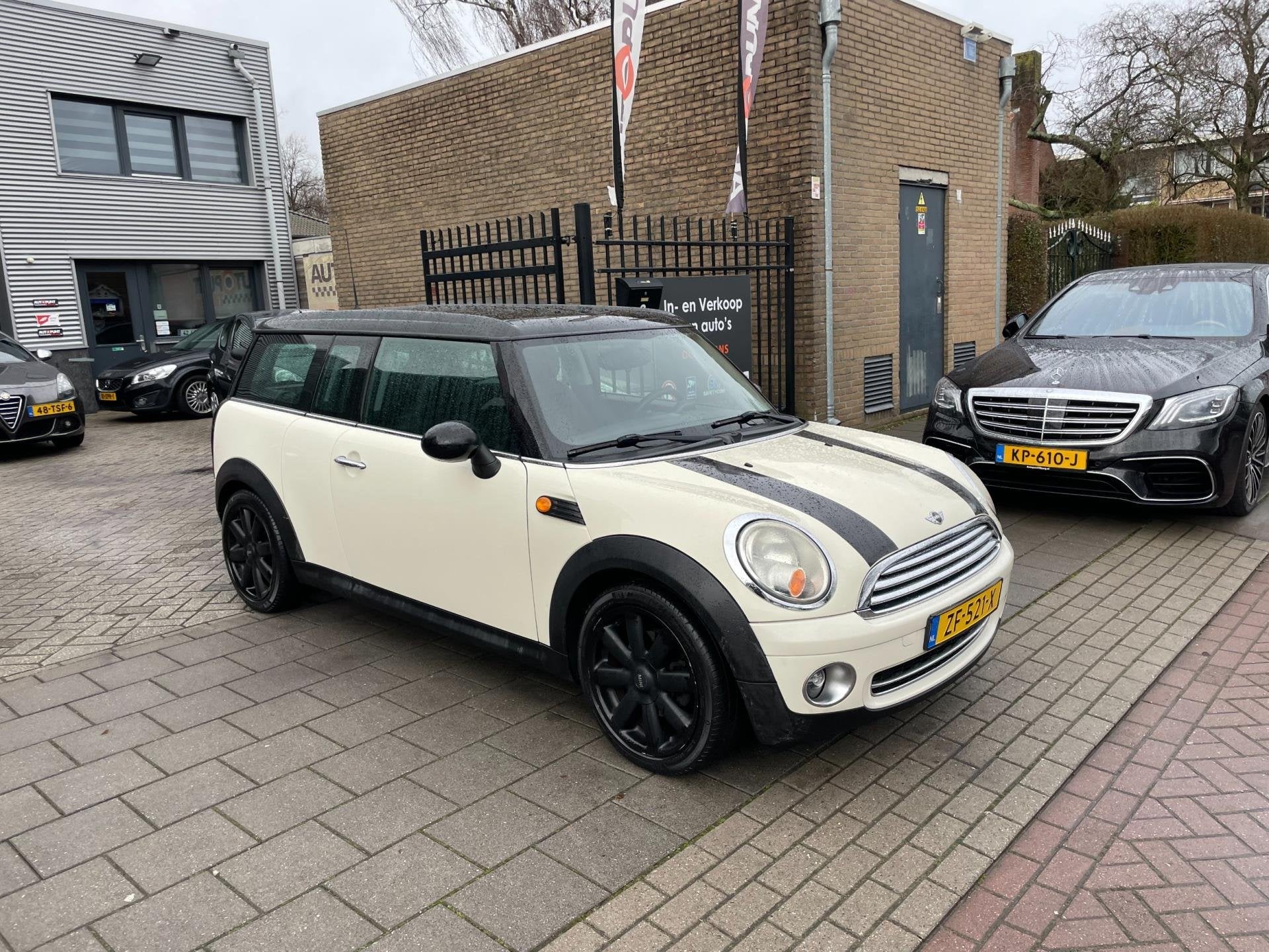 Mini Mini Clubman 1.6 Cooper Airco 6Bak PDC NAP APK 1 Jaar, Auto's, Voorwielaandrijving, Gebruikt, 4 cilinders, 4 stoelen