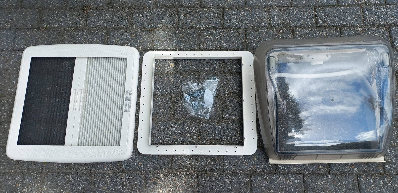 Compleet dak luik dometic heki mini., Ophalen