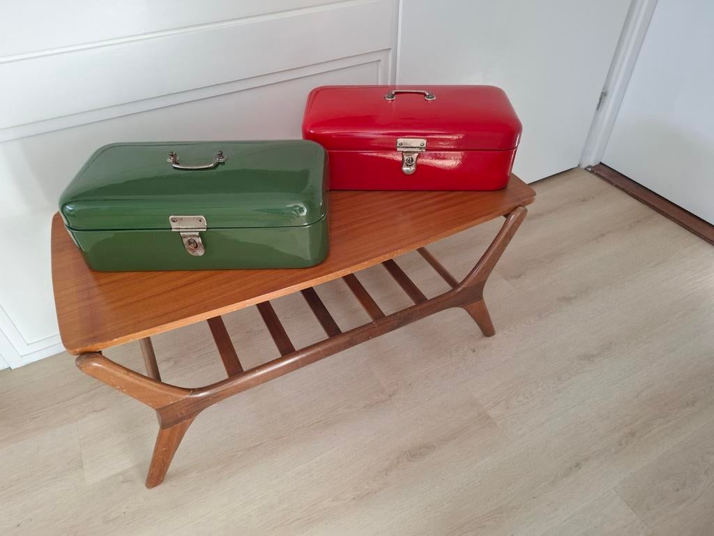 2 retro emaille broodtrommels, Verzamelen, Retro, Ophalen of Verzenden, Huis en Inrichting