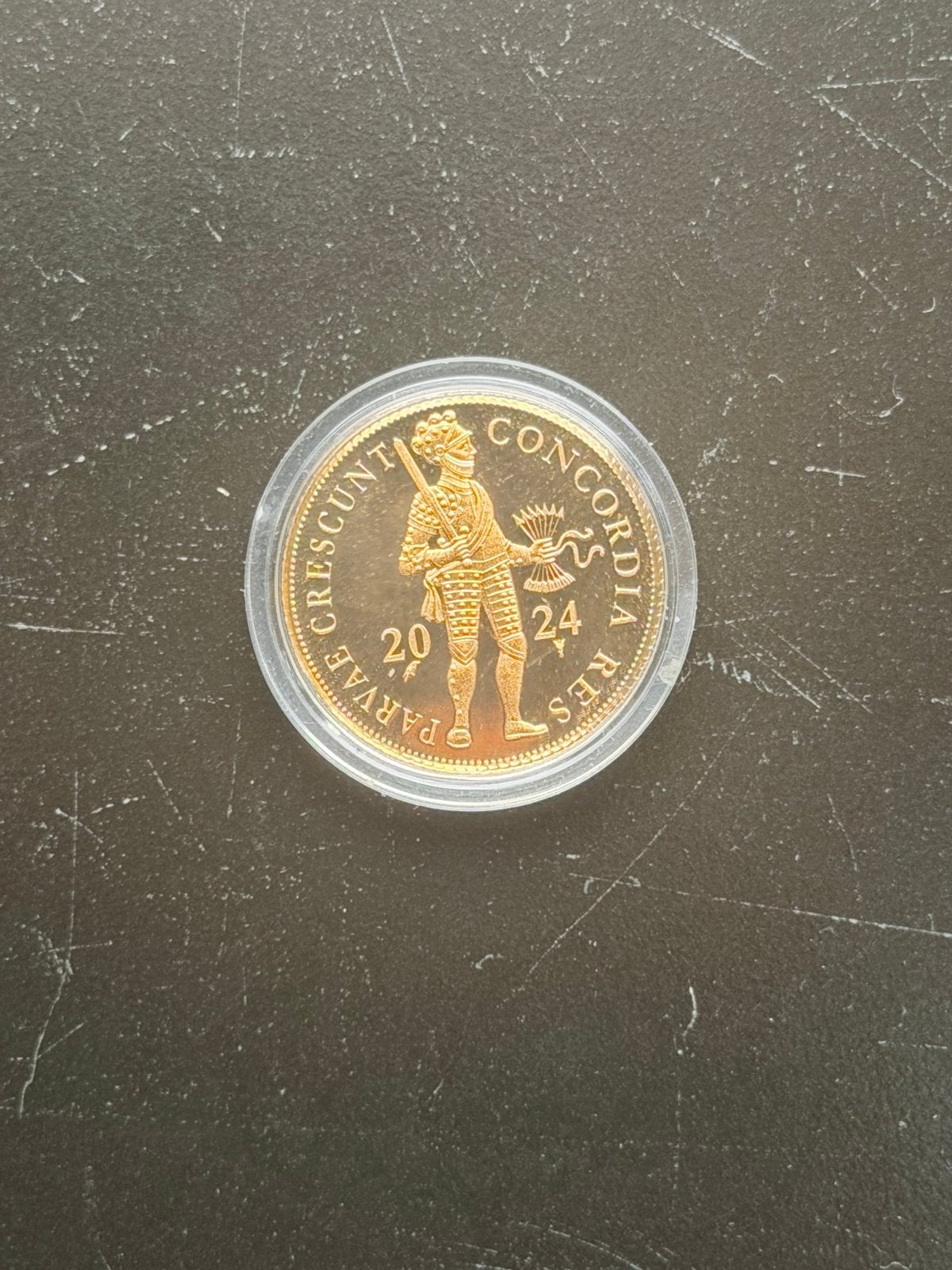 Zeldzame Nederlandse gouden dukaat 2024 - Oplage 742 stuks, Postzegels en Munten, Munten | Nederland, Koningin Beatrix, Losse munt