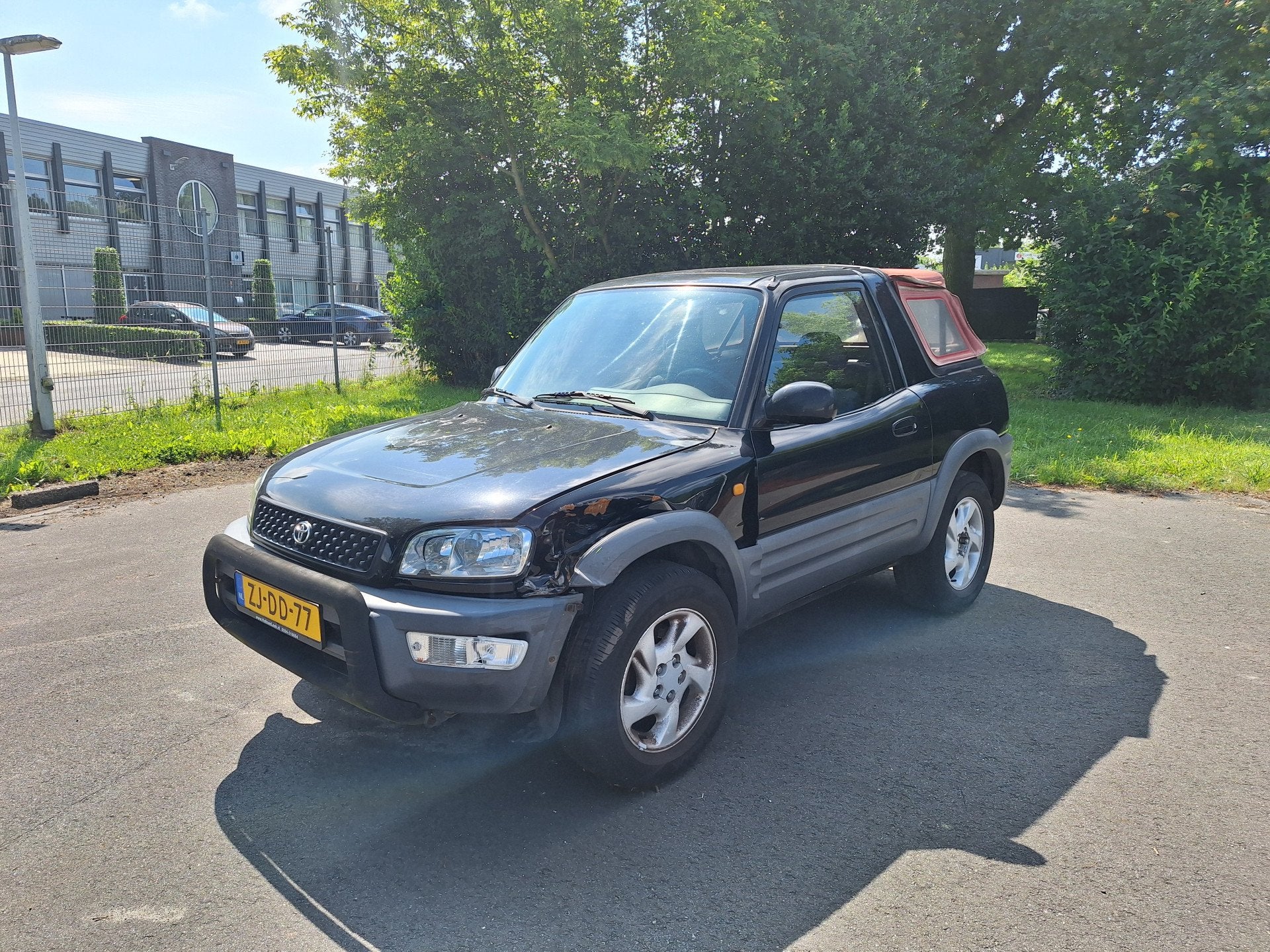 Toyota Funcruiser RAV4 2.0i Softtop (bj 1999), Auto's, Euro 2, 1998 cc, Gebruikt, 4 cilinders