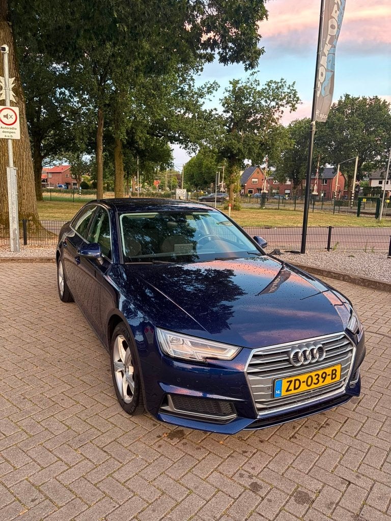 Audi A4 35 Tfsi S Tronic 2019 Blauw Pro Line 2.0l, Auto's, Audi, 4 cilinders, 1984 cc, Blauw, A4