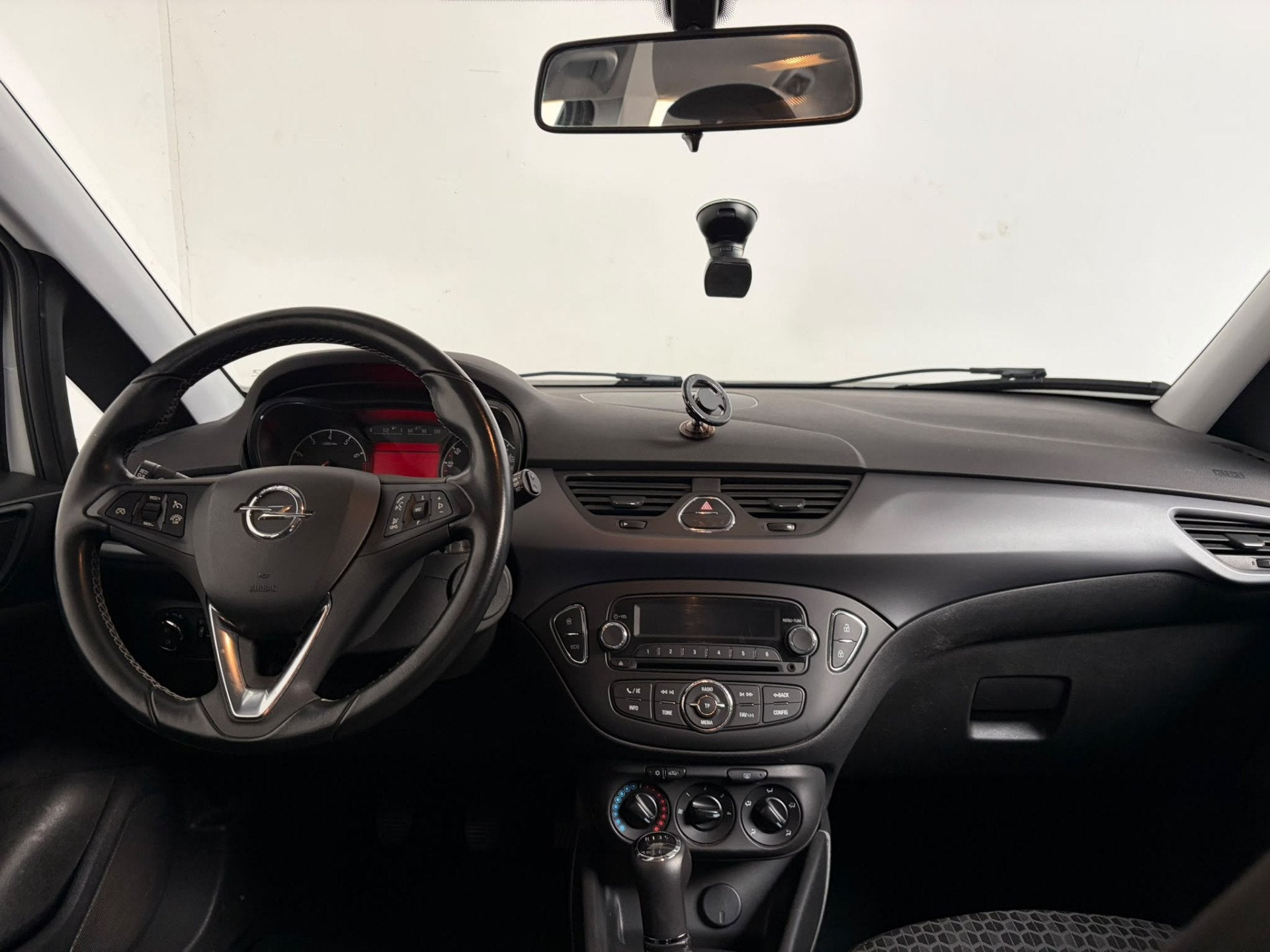 Opel Corsa 1.4 Edition (bj 2017), Voorwielaandrijving, 1063 kg, 4 cilinders, Origineel Nederlands