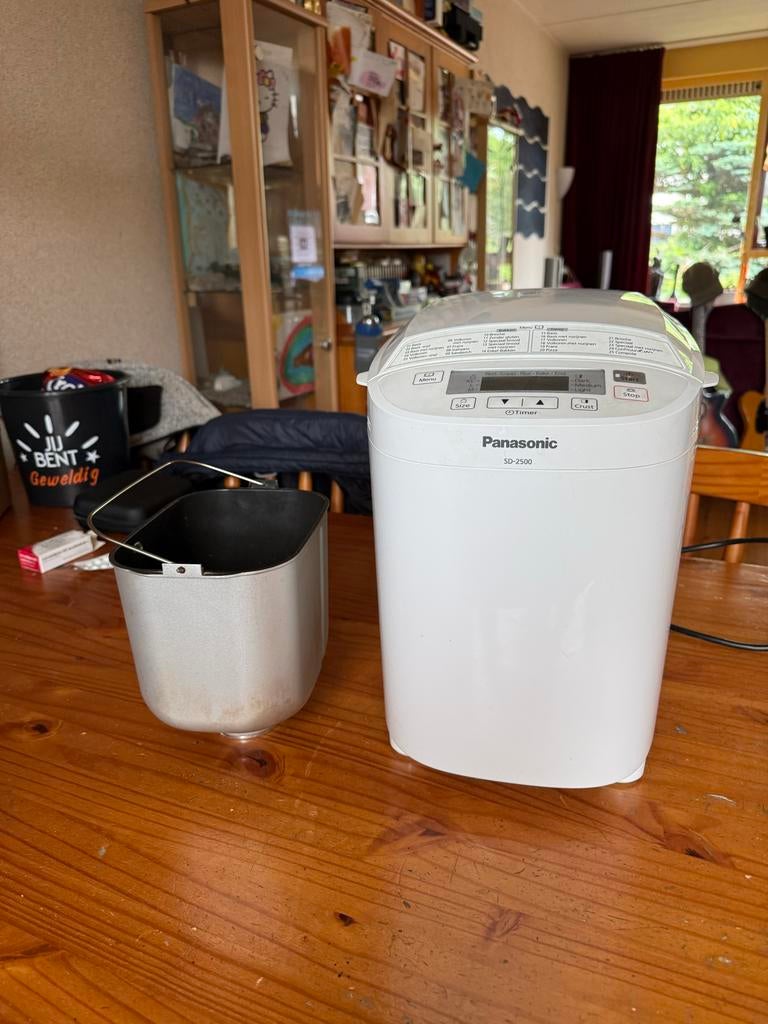 Panasonic SD-2500 Broodbakmachine - Gebruikt, Witgoed en Apparatuur, Broodbakmachines, 800 tot 1200 gram deeg, Ophalen, Met timer