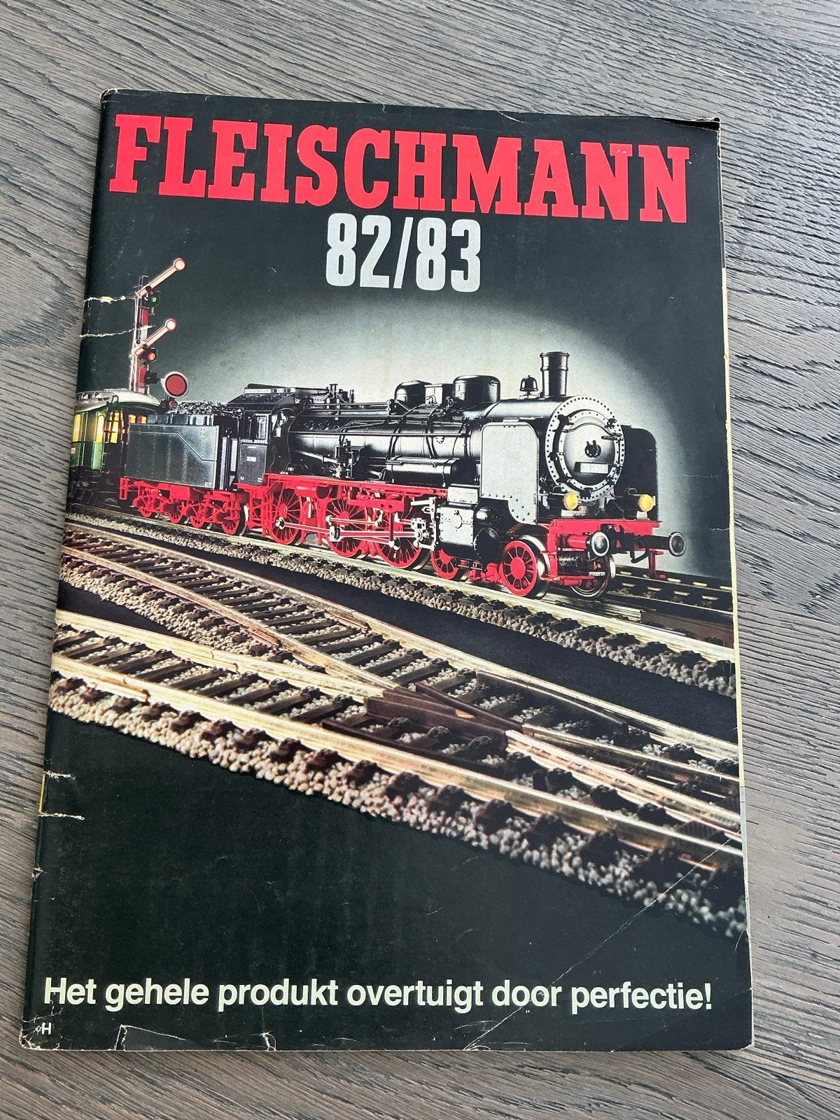 Fleischmann catalogus 82/83, Gebruikt, Gelijkstroom, Fleischmann, Boek, Tijdschrift of Catalogus