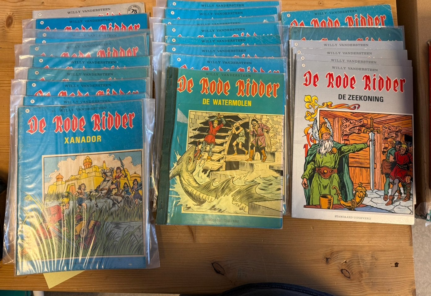24 x De rode ridder -Willy Vandersteen, Meerdere stripboeken, Ophalen of Verzenden, Zo goed als nieuw, Willy Vandersteen