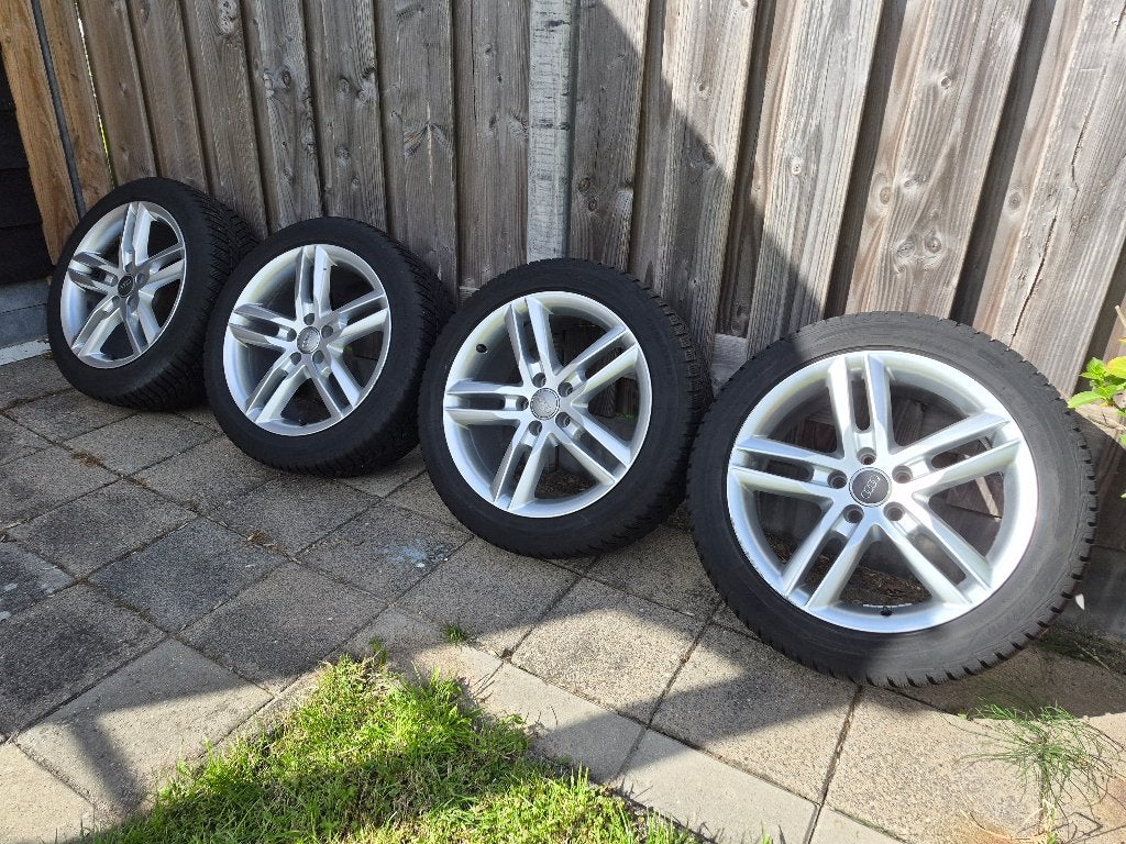 Audi A6 velgen 18 inch met winterbanden, Ophalen, 18 inch, Velg(en), Winterbanden