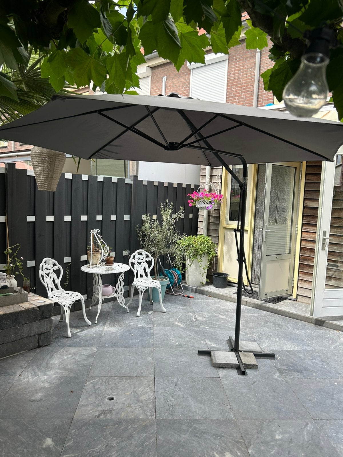 Grote parasol doorsnee 300 cm, Ophalen of Verzenden, Zo goed als nieuw