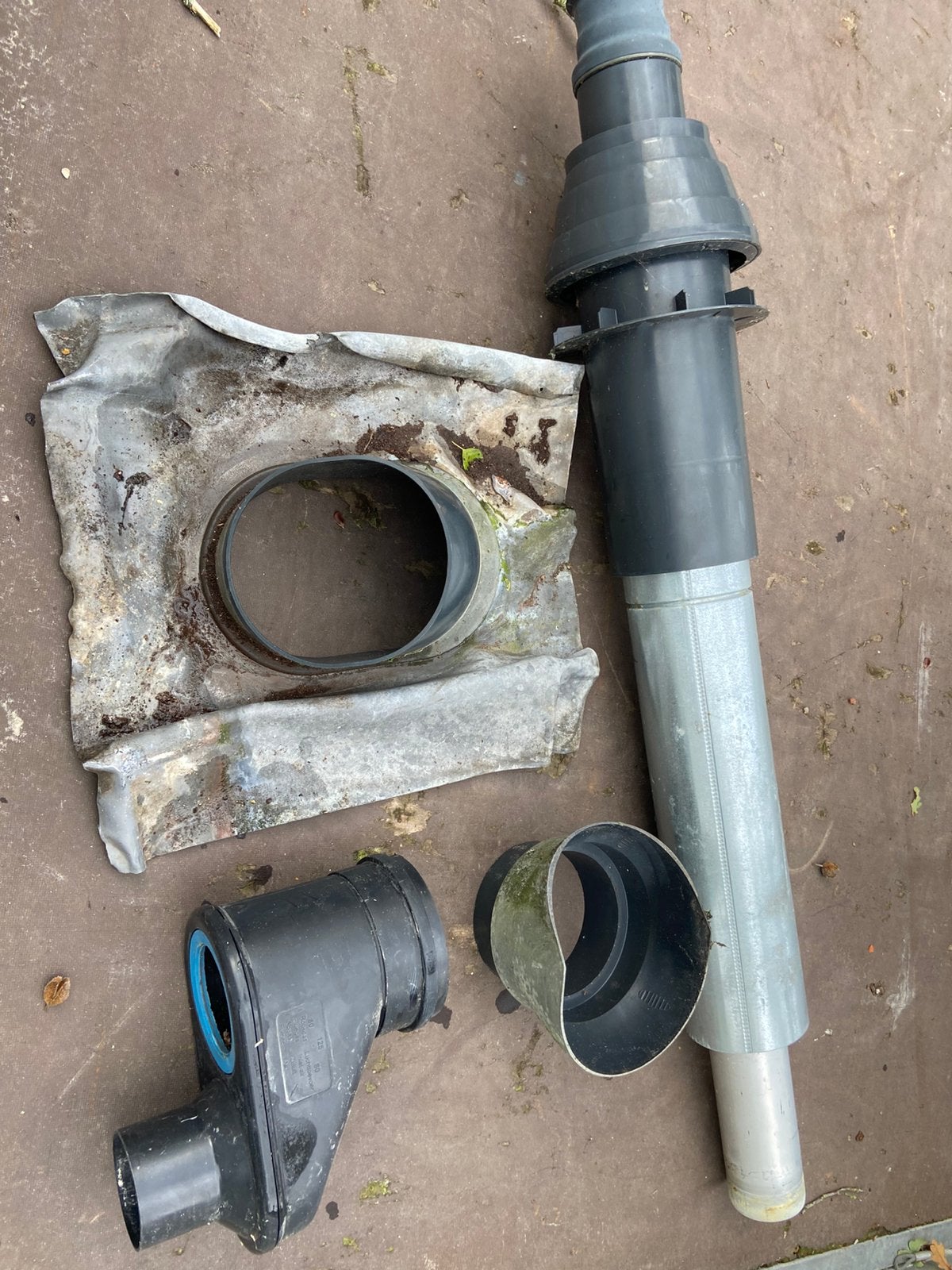 Dakdoorvoer set voor cv ketel, Ophalen, Pvc, Zo goed als nieuw, Minder dan 2 meter