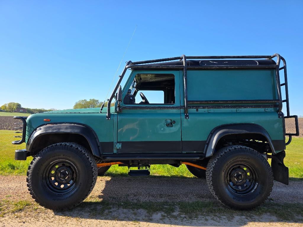 Land Rover Defender 90 200TDI 1985 LHD !!!!BELASTINGVRIJ!!!!, Auto's, 1730 kg, Trekhaak, Zwart, 4 cilinders