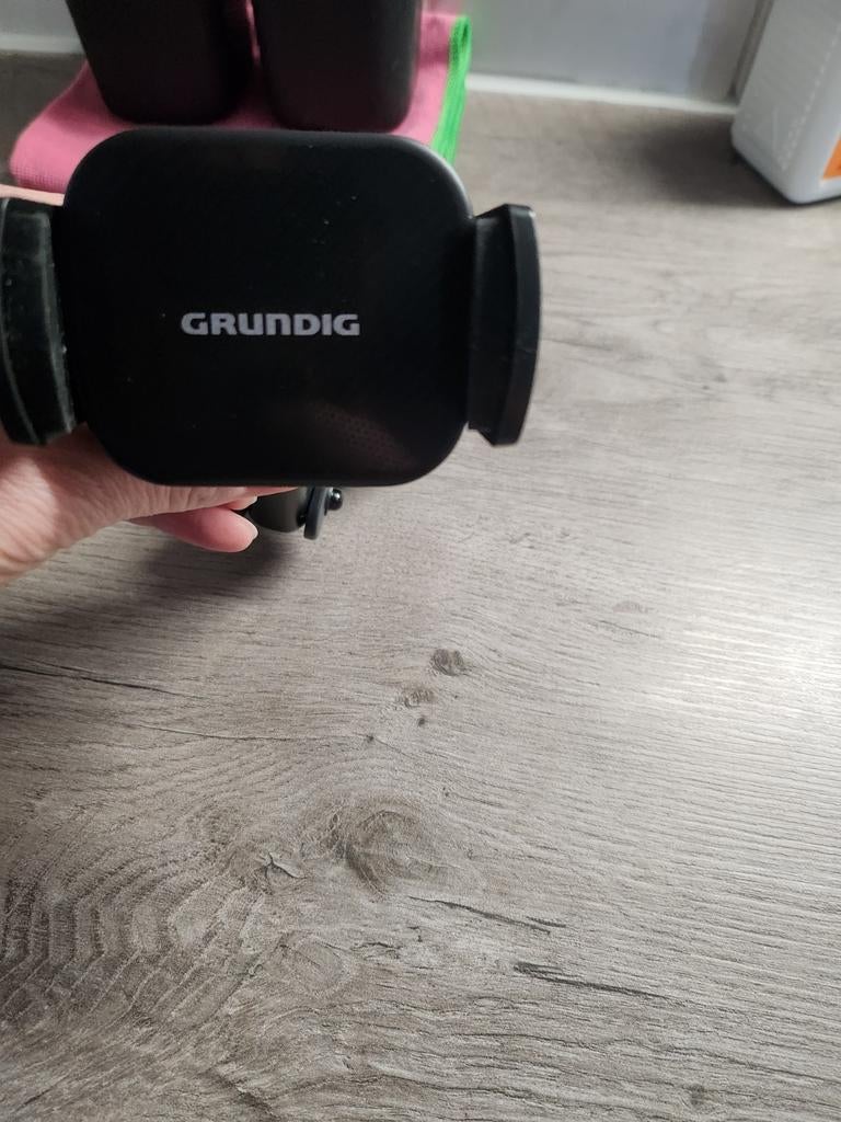 Grundig Telefoonhouder voor in de Auto, Telecommunicatie, Telefoonhouders, Nieuw, Auto, Ophalen of Verzenden