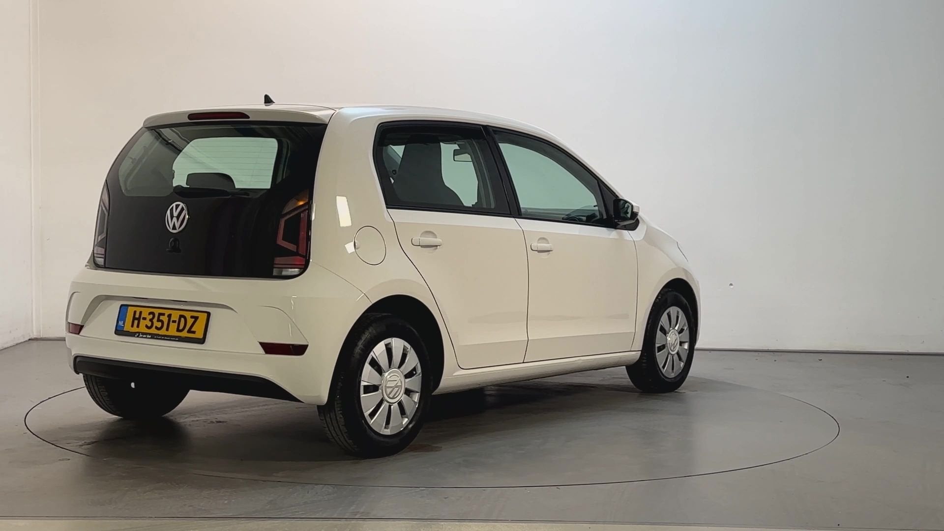Volkswagen Up! 1.0 BMT Move Up! Airco Elektrische Ramen, Auto's, Voorwielaandrijving, Dealer onderhouden, Stof, Gebruikt