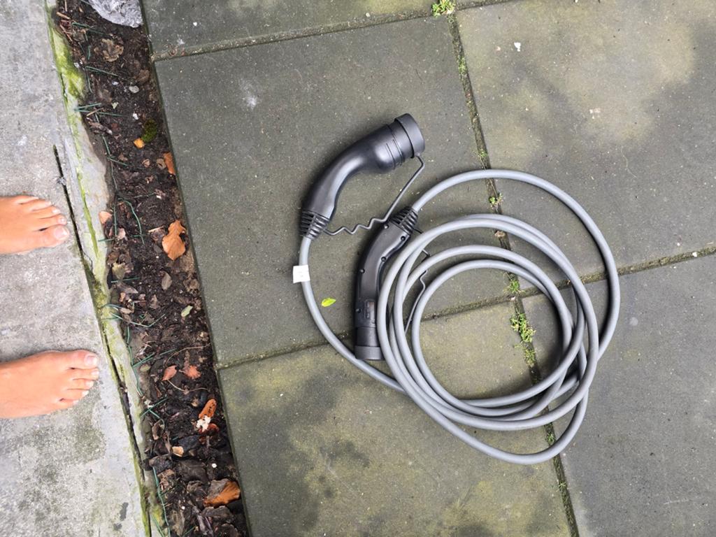 Laadkabel, Auto diversen, Laadpalen, Ophalen of Verzenden, Laadkabel