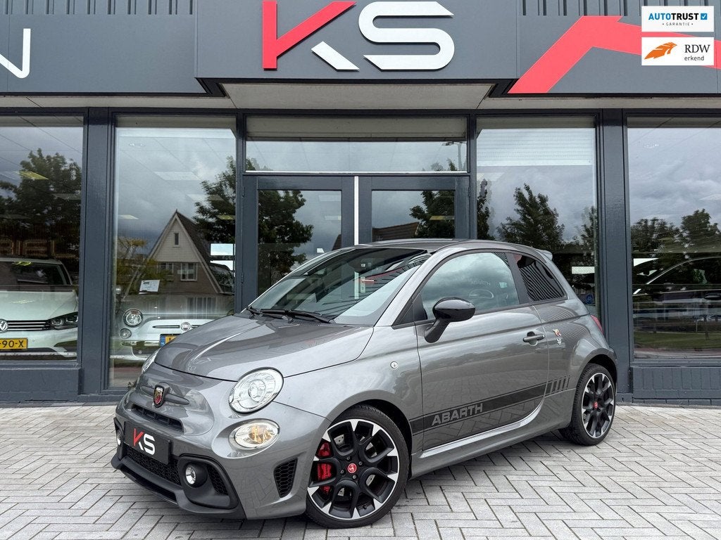 Fiat 500 1.4 T-Jet Abarth Competizione 595 180pk Leder Navi, Voorwielaandrijving, Gebruikt, Zwart, 4 stoelen
