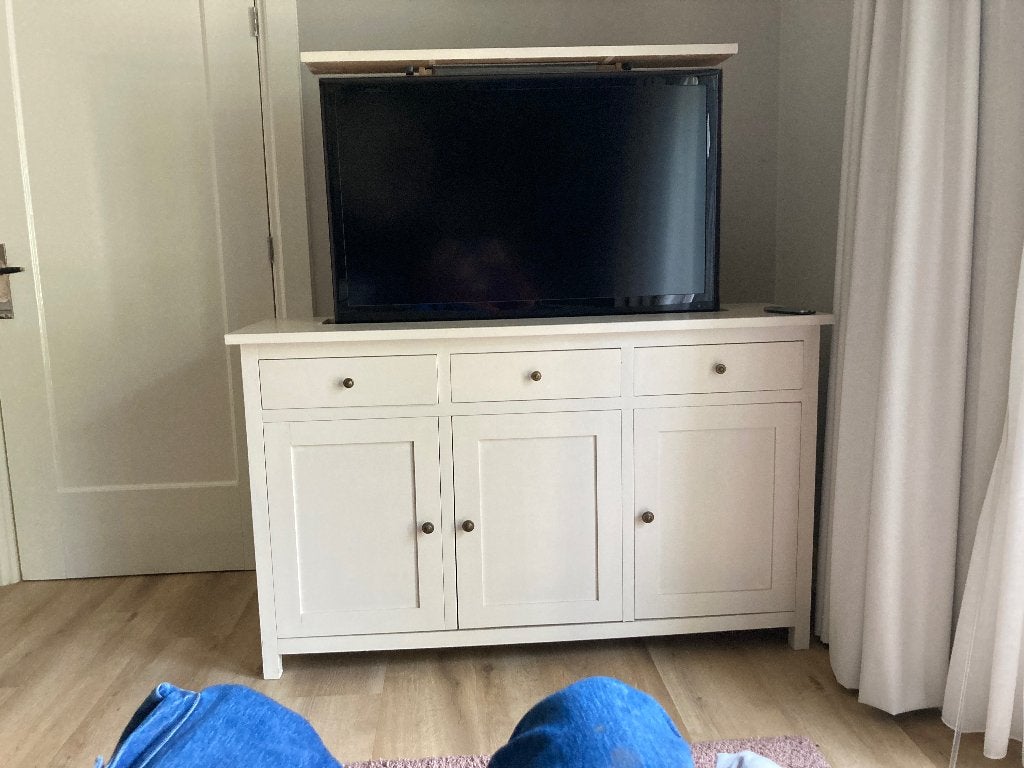 Tv kast, Ophalen, Gebruikt, 100 tot 150 cm, Minder dan 100 cm