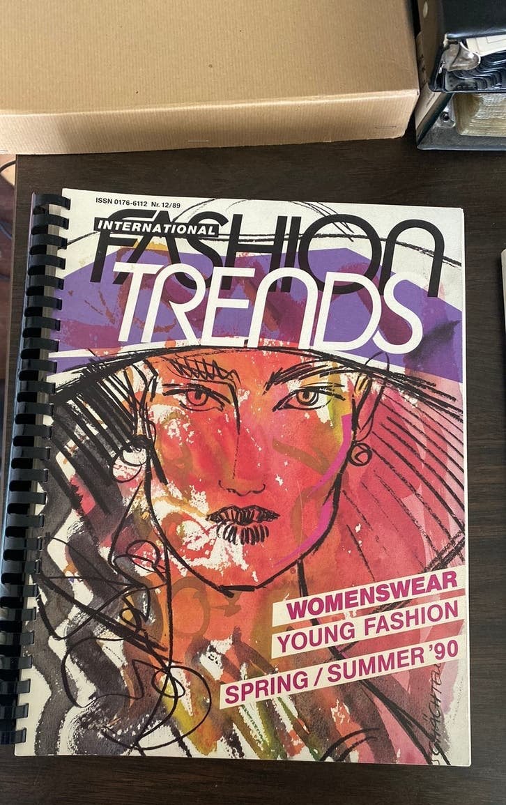 Oude Modebladen Le styliste en international fashion trends, Boeken, Tijdschriften en Kranten, Ophalen, Gelezen