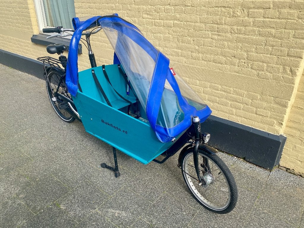 Te koop zeer nette bakfiets .nl long 4-zits en regentent, Fietsen en Brommers, 4 kinderen of meer, Gebruikt, Trommelrem, Ophalen