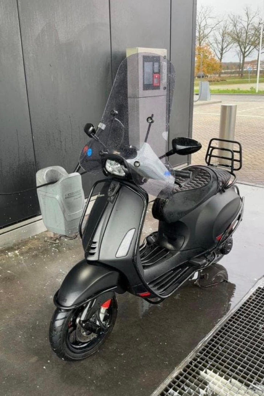 Vespa Sprint E5 Full, Fietsen en Brommers, Scooters | Vespa, Ophalen, Zo goed als nieuw, Benzine, Vespa S