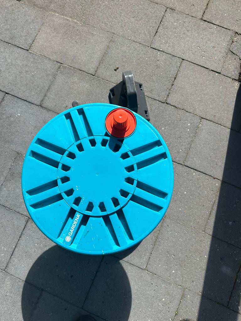 Gardena muur Tuinslanghaspel met slang, Ophalen, Gebruikt, Tuinslanghaspel