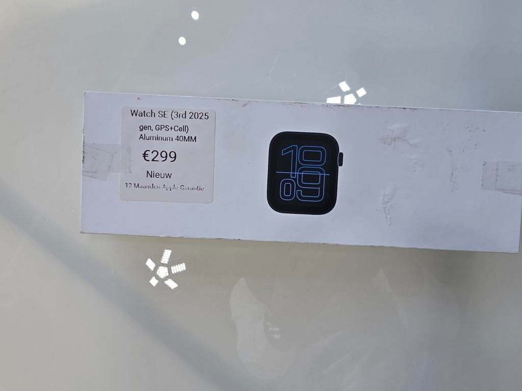 Apple Watch SE (3th 2025 gen, GPS+Cell) Aluminum 40MM, Apple Watch ⌚️, Zwart, IOS, Nieuw