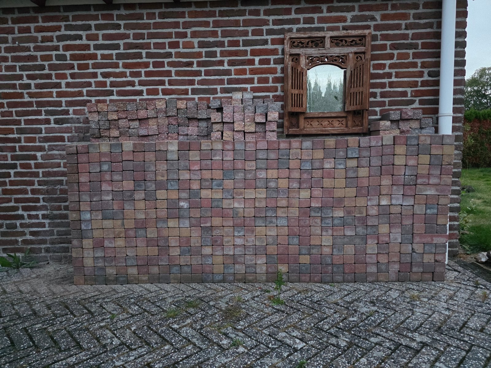Gratis af te halen, stenen, klinkers., Ophalen, Zo goed als nieuw, Beton, Klinkers