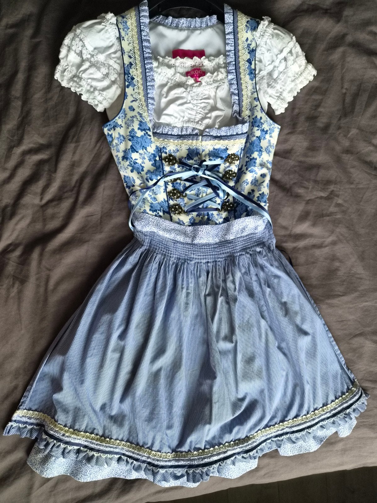 Prachtige Krüger Madl Dirndl - Blauw bloemenpatroon -Maat 32, Krüger Madl, Blauw, Ophalen of Verzenden, Maat 34 (XS) of kleiner