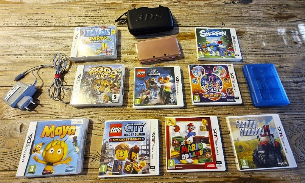 Nintendo 3DS roze compleet met 10 spellen als nieuw!, Ophalen of Verzenden, Roze, Met beschermhoes of tas, 3DS