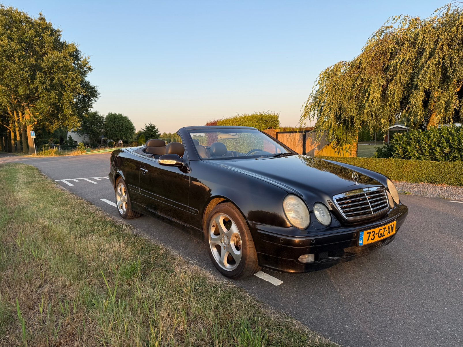 Mercedes-Benz CLK 320 Cabriolet AUT 2001 Zwart NL auto NAP, Auto's, Automaat, Achterwielaandrijving, 1595 kg, Cabriolet