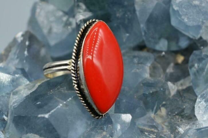 Zilveren Ring met koraal steen, Nieuw, Ophalen of Verzenden, Nvt, Nvt