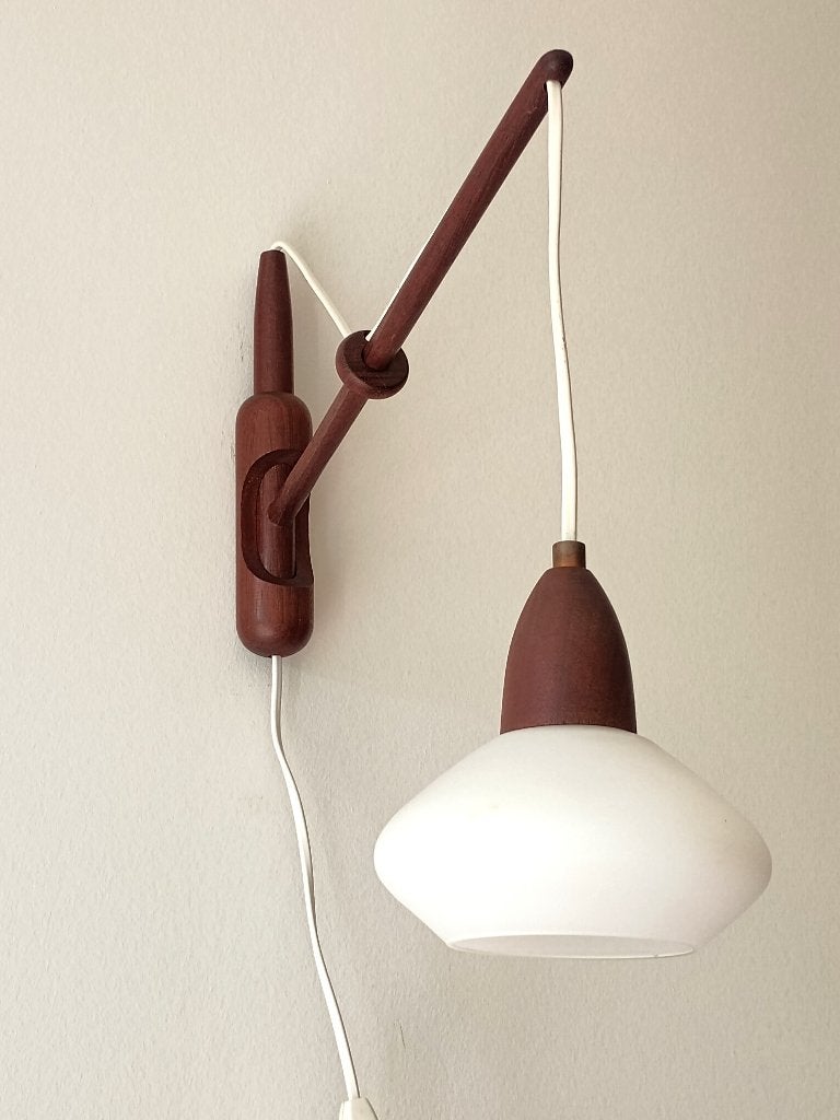 Vintage Design Deens Scandinivische Lamp Wandlamp Teak, Ophalen of Verzenden, Zo goed als nieuw, Glas, Vintage