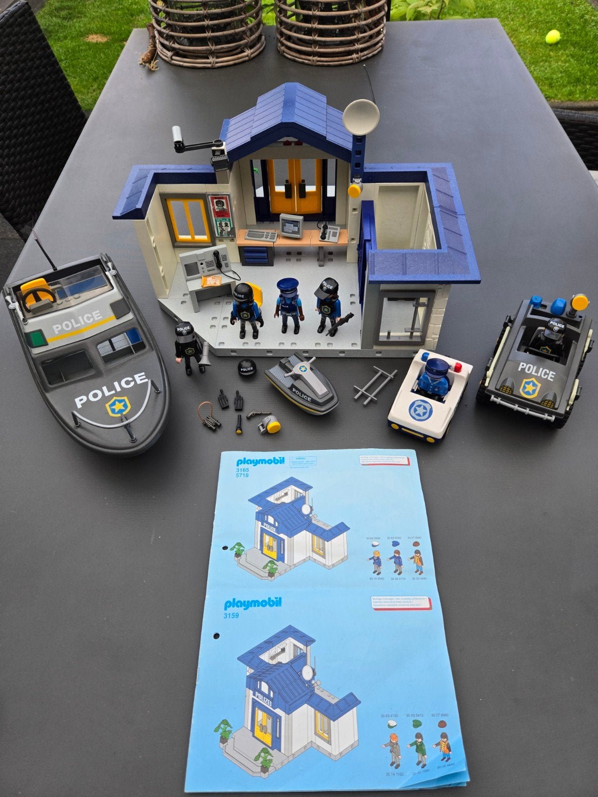 Playmobil politiebureau met auto en boot, Ophalen of Verzenden, Gebruikt