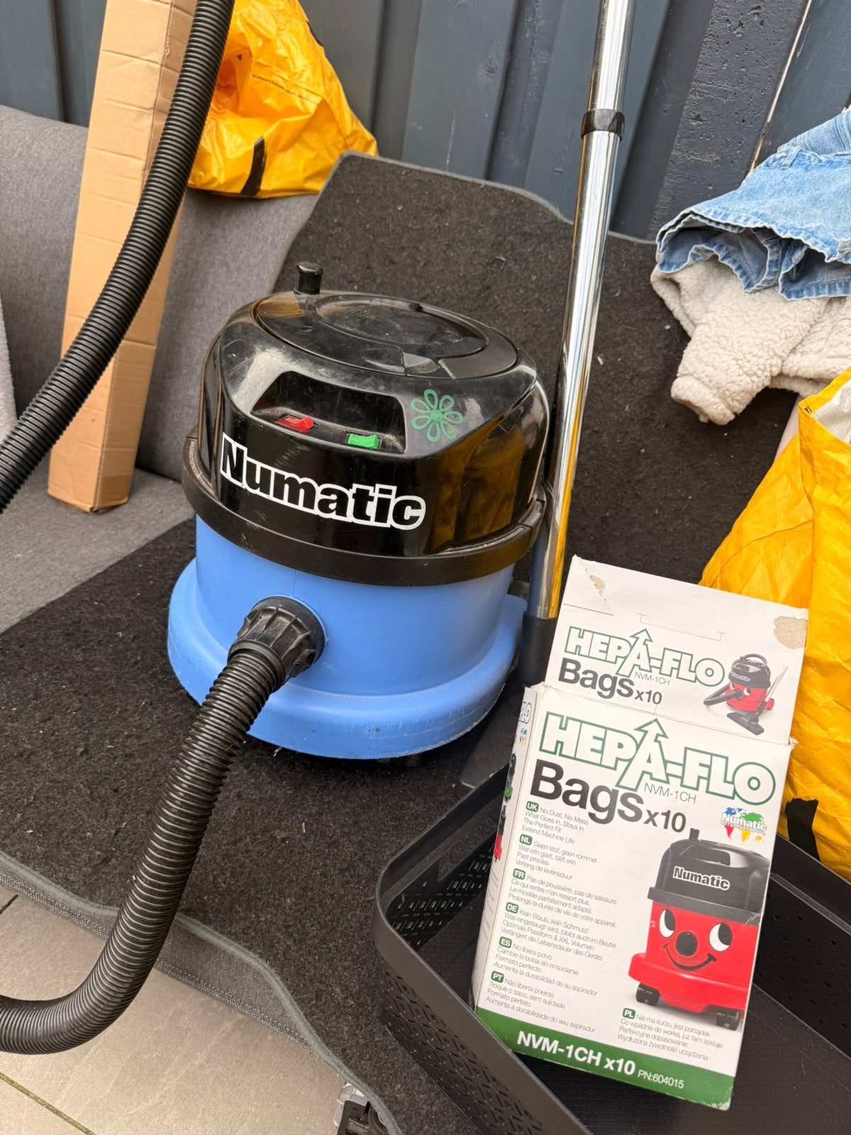 Numatic stofzuiger, Ophalen, Zo goed als nieuw