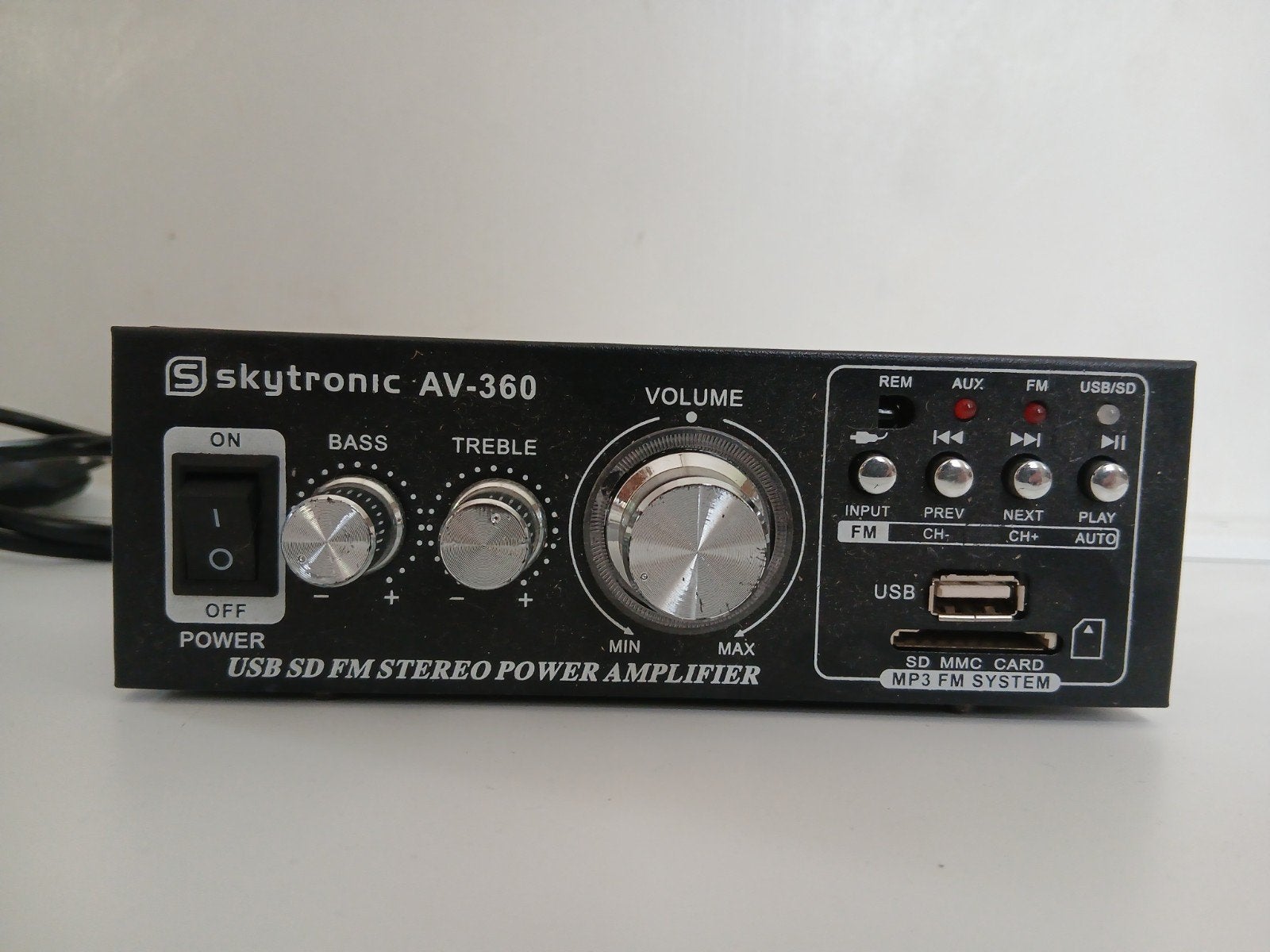 compacte versterker USB speler, RADIO of SD, Overige merken, Ophalen of Verzenden, Zo goed als nieuw, 120 watt of meer