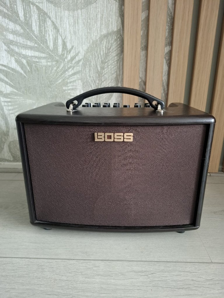 Gitaarversterkers Boss AC-22LX, Ophalen of Verzenden, Zo goed als nieuw, Minder dan 50 watt