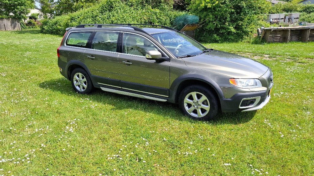 Volvo XC70 2.4D D5 AWD 2011 Groen, Auto's, Volvo, Particulier, XC70, 4x4, ABS, Adaptieve lichten, Adaptive Cruise Control, Airbags