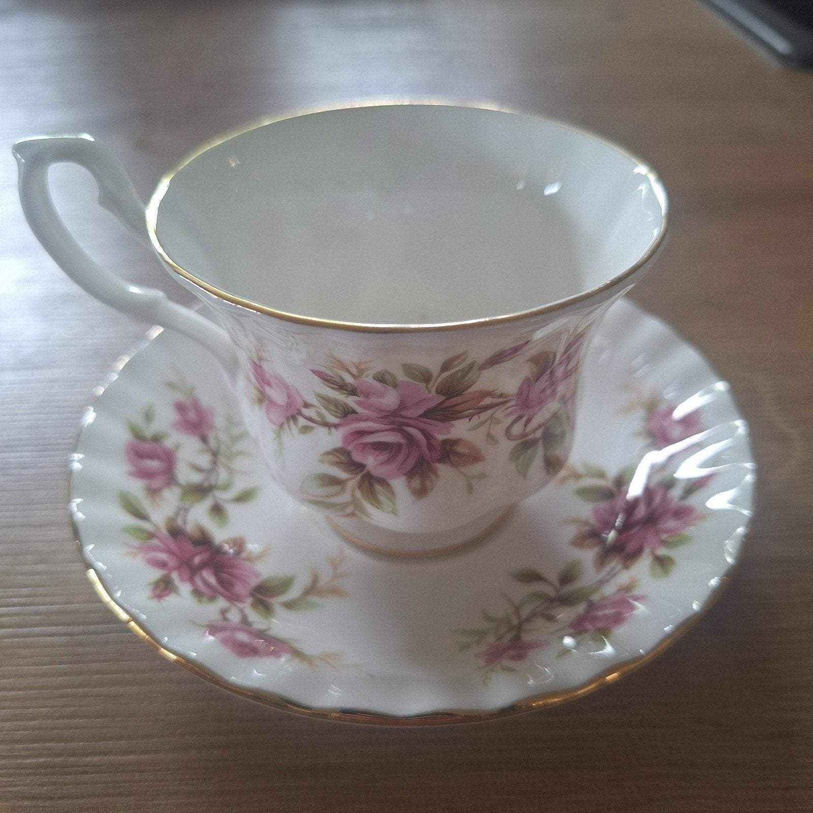 Royal Albert Bone China kop en schotel - roze rozen, Ophalen of Verzenden