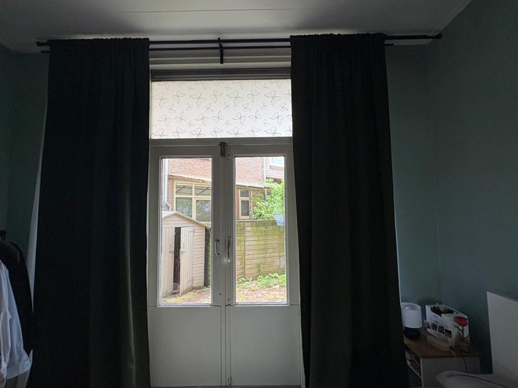Complete gordijnset: blackout en lichtdoorlatende vitrage, 200 cm of meer, Ophalen of Verzenden, Zo goed als nieuw, 200 cm of meer