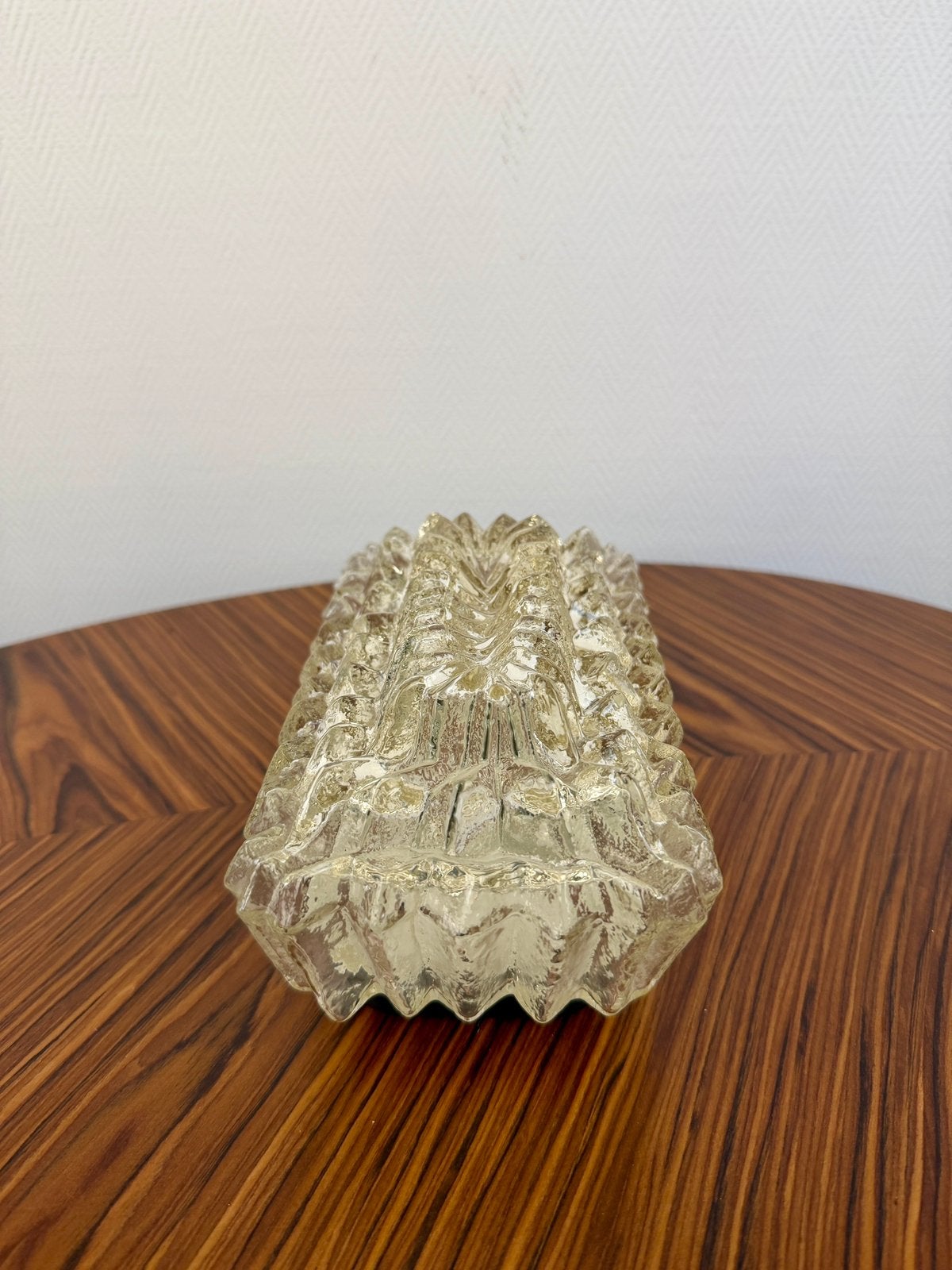 Vintage glazen lamp van reliëfglas (nieuwe E27 fitting), Ophalen of Verzenden, Zo goed als nieuw, Glas