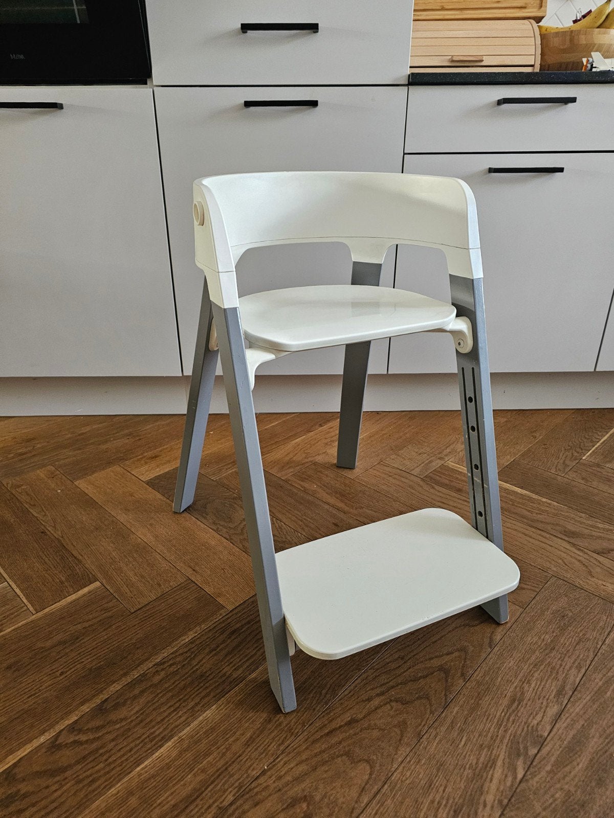 Stokke Steps kinderstoel - Wit/Grijs, Ophalen, Gebruikt, Meegroeistoel, Aanschuifbaar