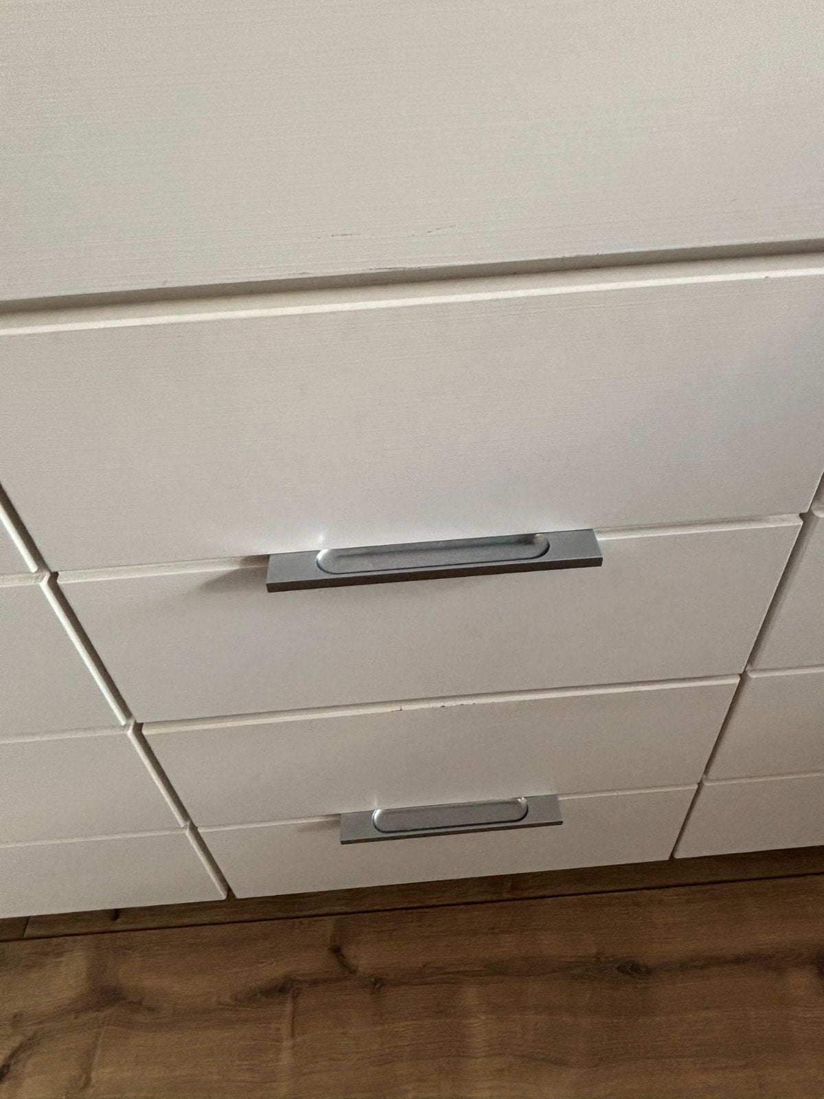 Foto 3 van Dressoir/Commode en Kledingkast - Wit