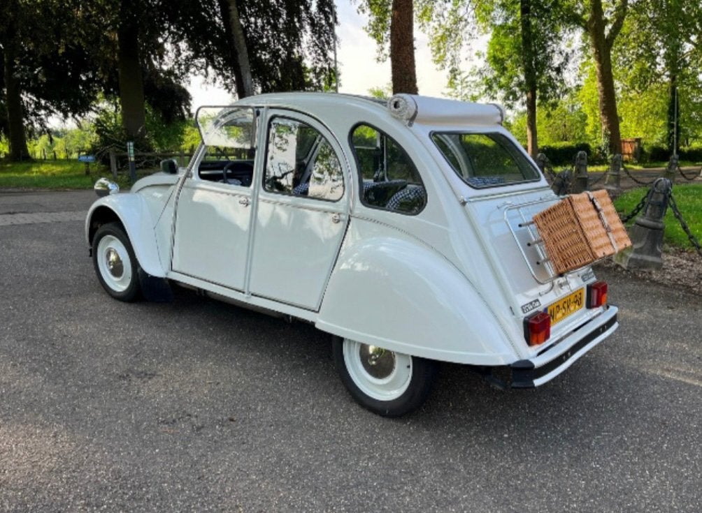 Citroën 2CV6 Club gerestaureerd!, Particulier, Te koop